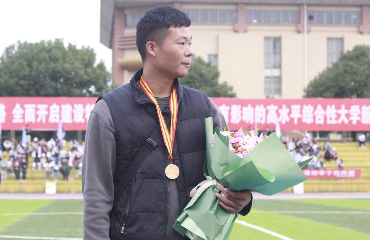 27f780fd8a334cda9afa1d5996bc50b4.jpg